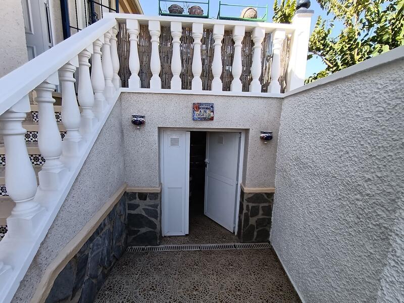 2 Cuarto Villa en venta