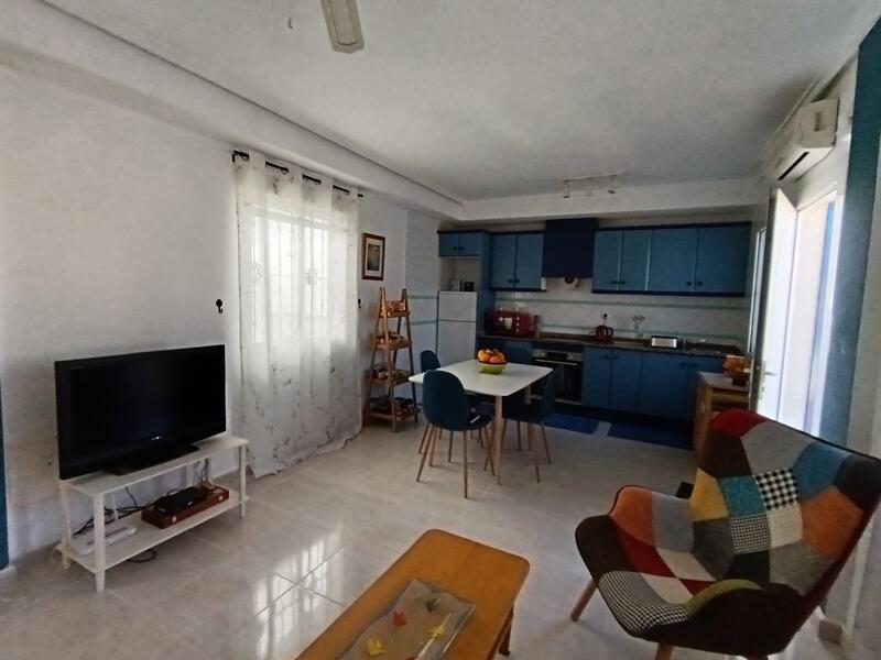 2 Cuarto Villa en venta