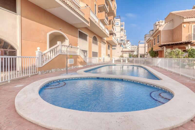 2 bedroom Apartment for sale