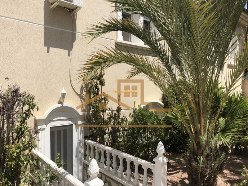 7 Cuarto Villa en venta