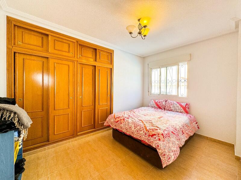 4 Cuarto Villa en venta