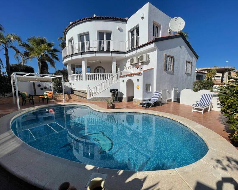 Villa til salgs i Ciudad Quesada, Alicante