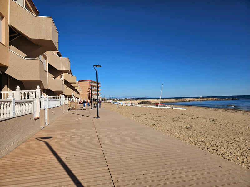 Apartment for sale in La Mata, Alicante