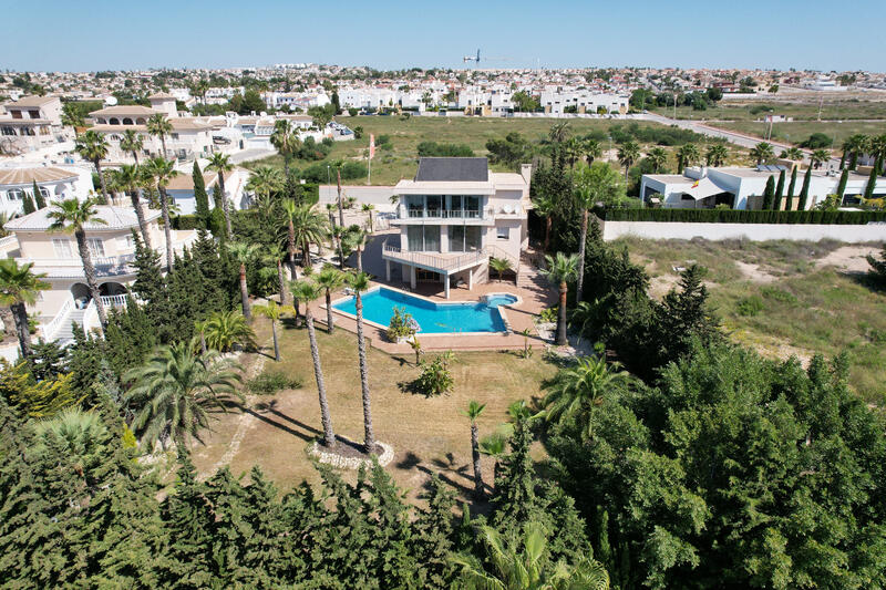 Villa à vendre dans Ciudad Quesada, Alicante