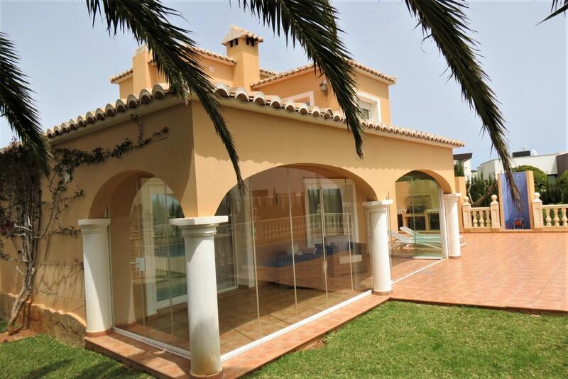 Villa for sale in Benitachell, Alicante