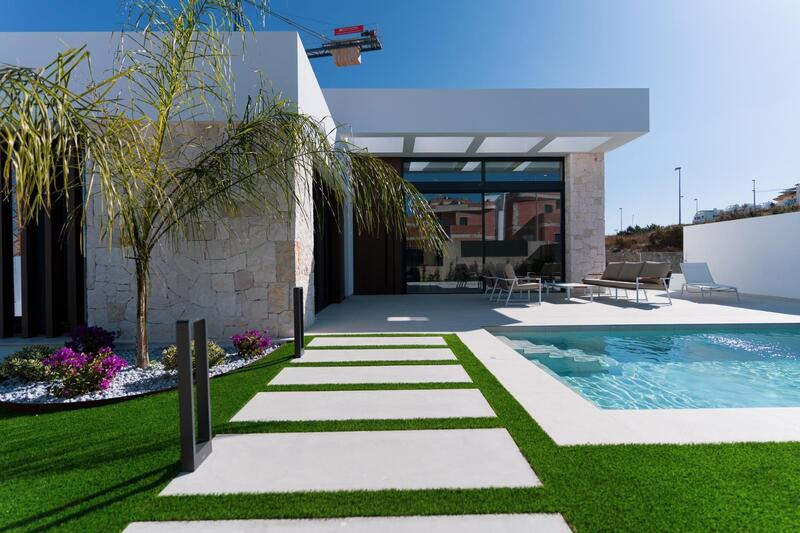 Villa for sale in Ciudad Quesada, Alicante