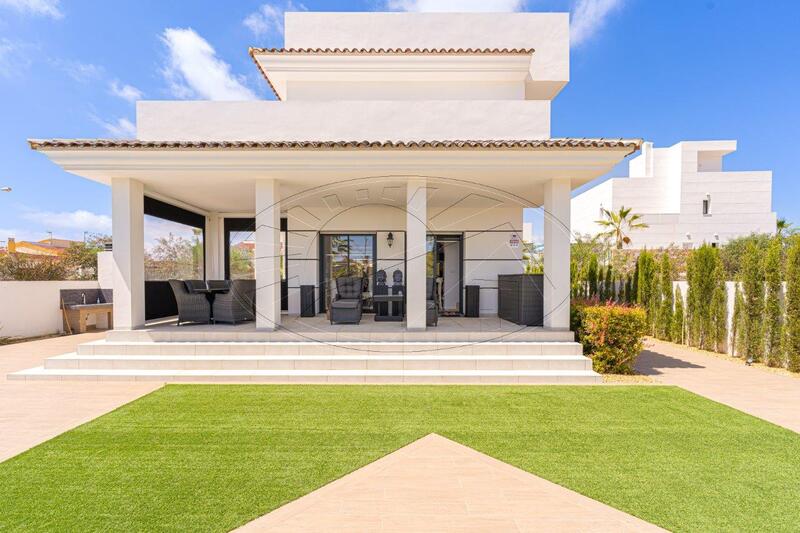 3 bedroom Villa for sale