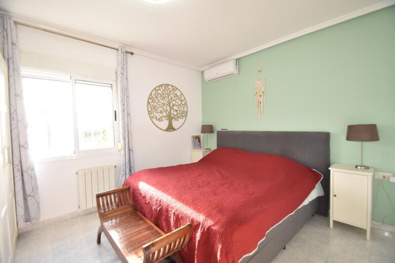 4 Schlafzimmer Villa zu verkaufen