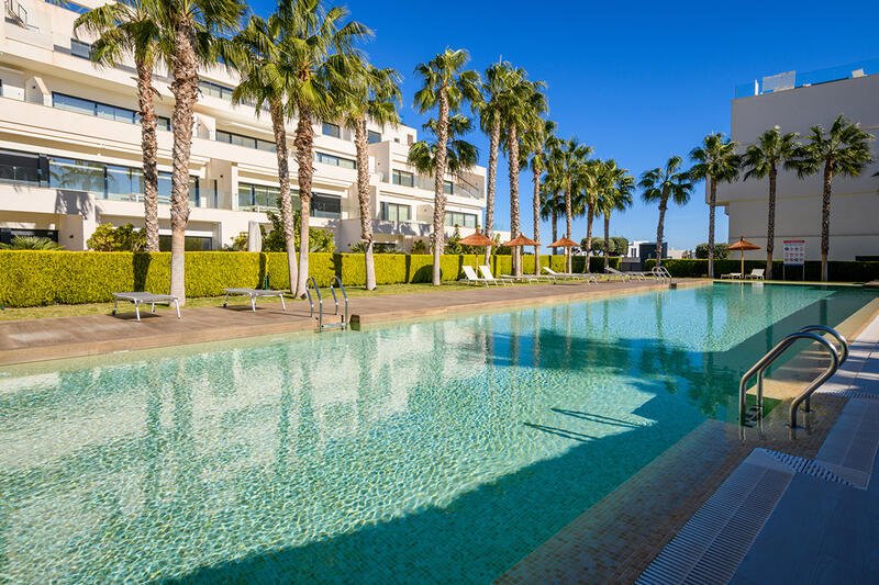 Appartement Te koop in Las Colinas Golf, Alicante