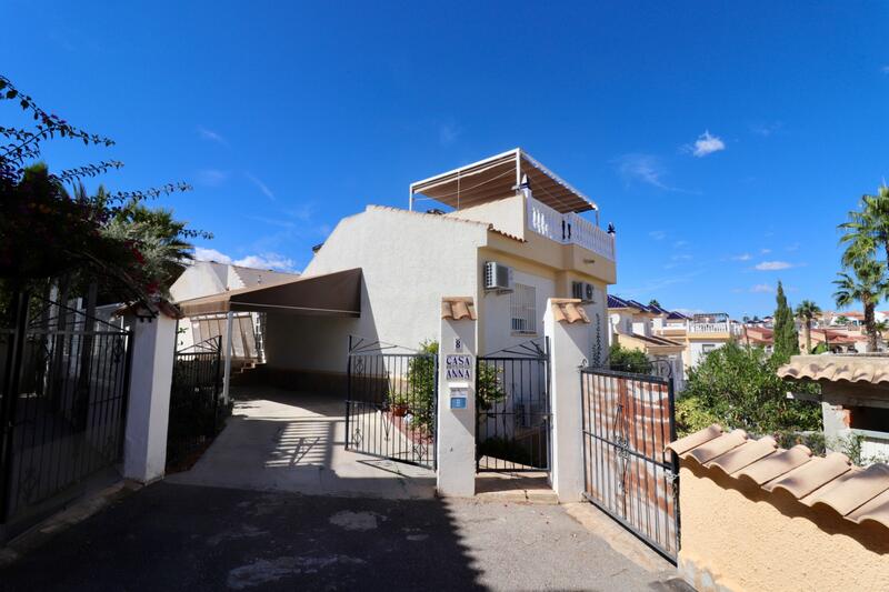 3 Cuarto Villa en venta