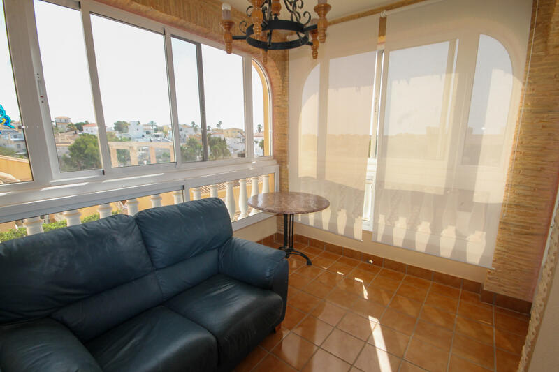 4 Cuarto Villa en venta