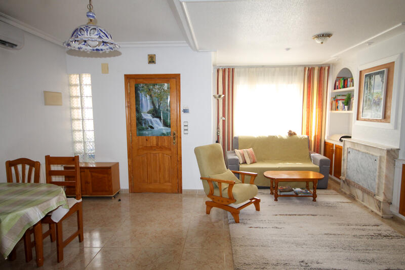 4 Cuarto Villa en venta