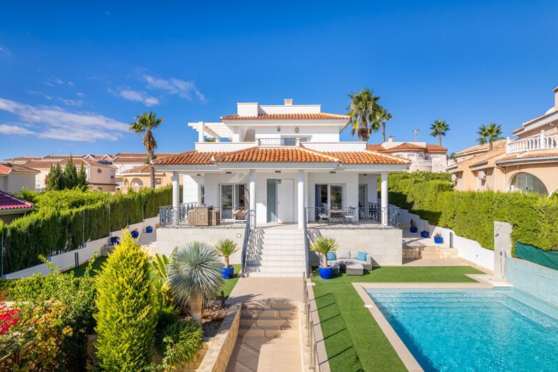 Villa til salgs i Ciudad Quesada, Alicante