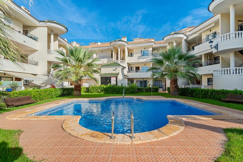 Apartment for sale in Jacarilla, Alicante