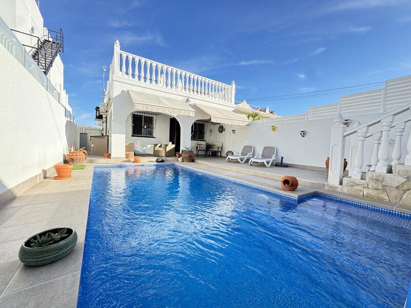 Villa à vendre dans San Miguel de Salinas, Alicante