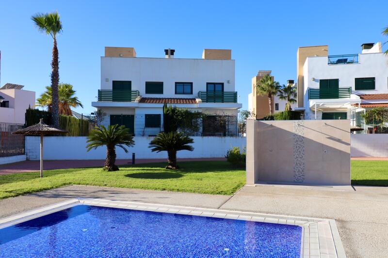 3 bedroom Villa for sale