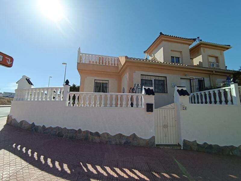 Villa til salgs i Ciudad Quesada, Alicante