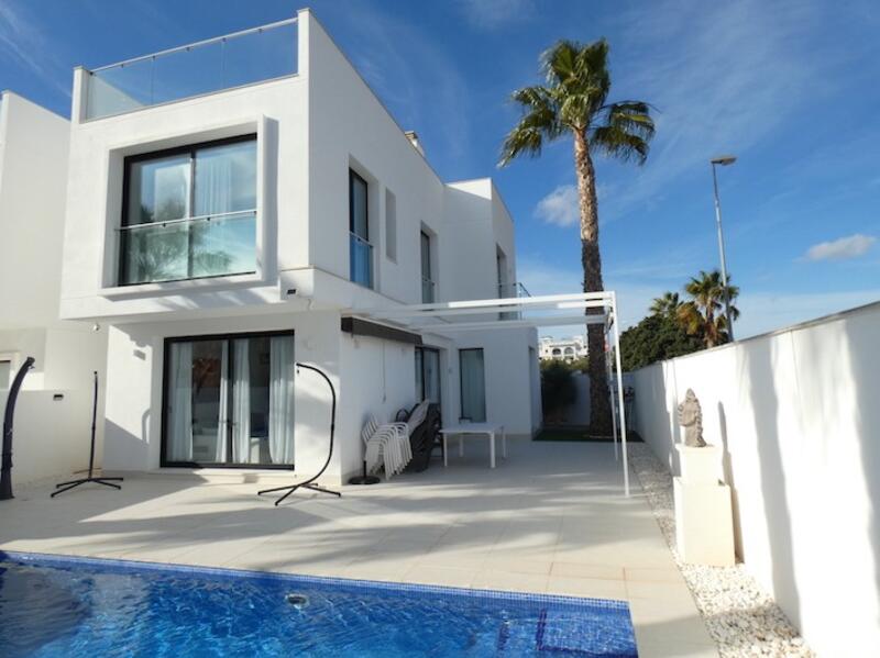 Villa en venta en Ciudad Quesada, Alicante