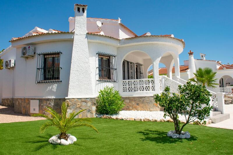 5 bedroom Villa for sale