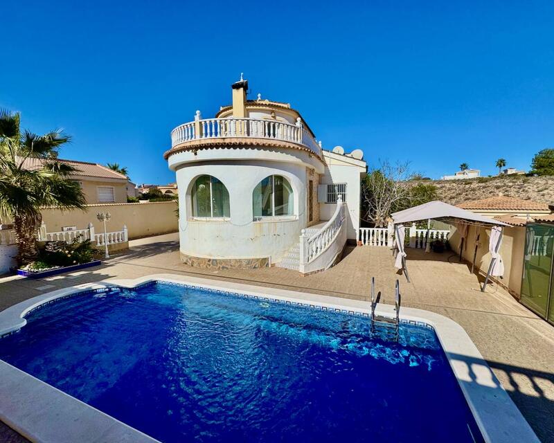 Villa for sale in Ciudad Quesada, Alicante