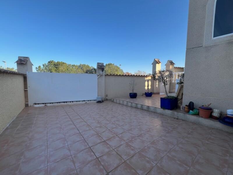 2 Cuarto Villa en venta