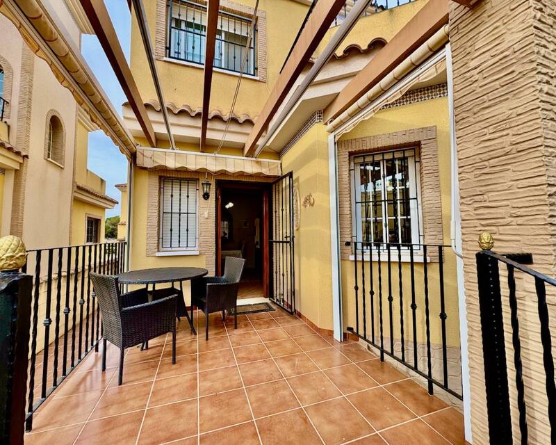 3 Cuarto Villa en venta