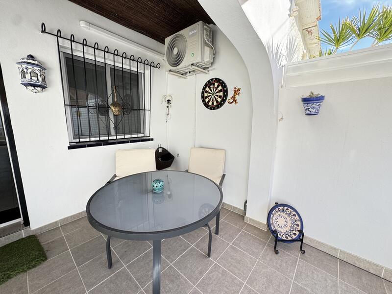 2 Cuarto Villa en venta