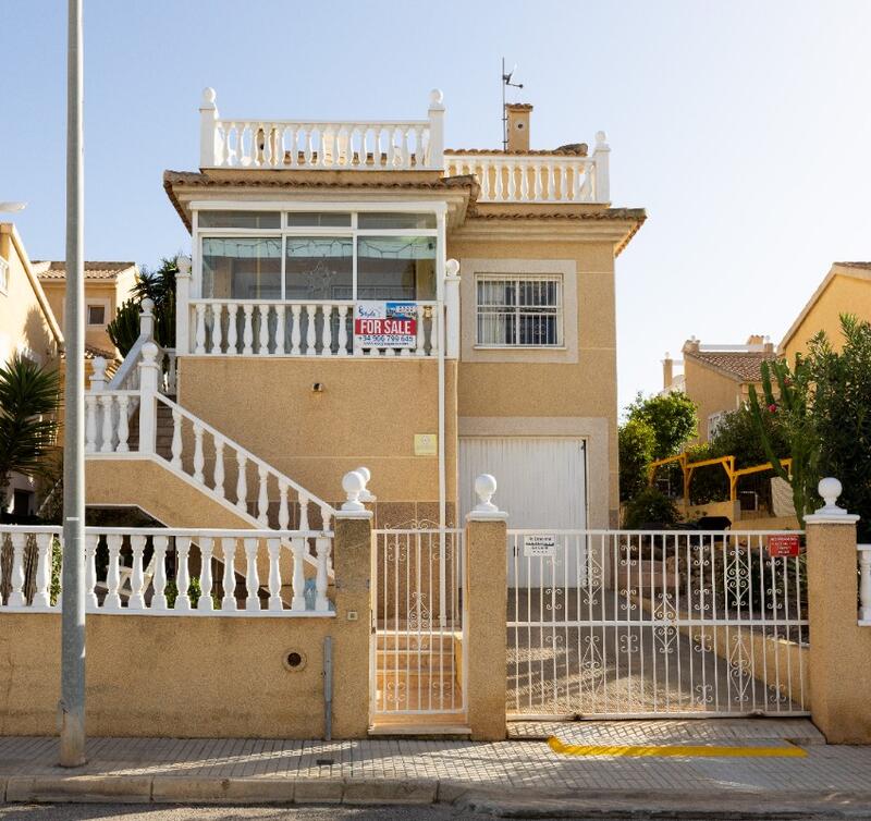 Villa for sale in Los Altos, Alicante