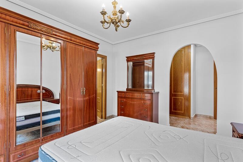 4 slaapkamer Appartement Te koop