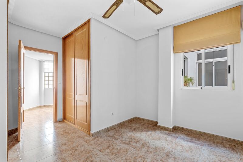 4 slaapkamer Appartement Te koop