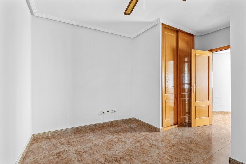 4 slaapkamer Appartement Te koop