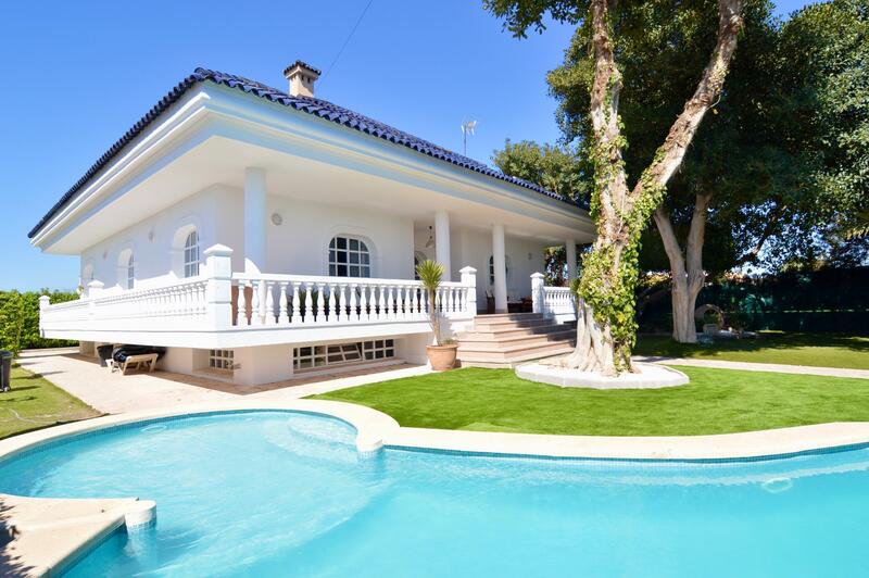 4 bedroom Villa for sale