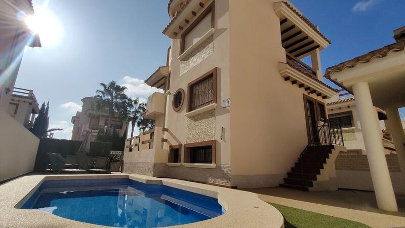 5 Cuarto Villa en venta