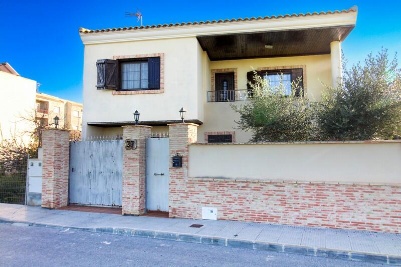 Villa en venta en Algorfa, Alicante