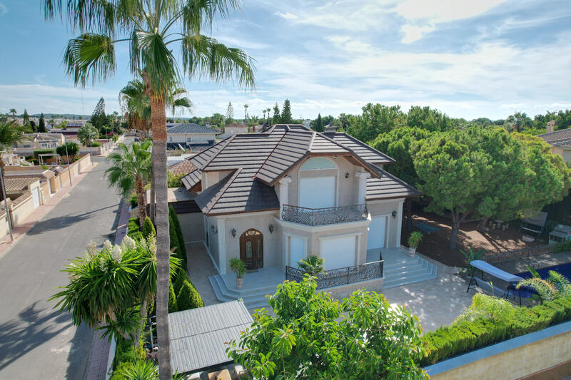 Villa zu verkaufen in Ciudad Quesada, Alicante