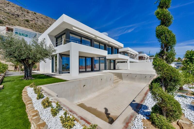 Villa en venta en Finestrat, Alicante