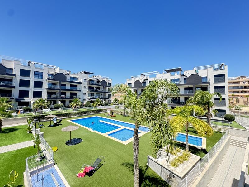 Appartement Te koop in Villamartin, Alicante