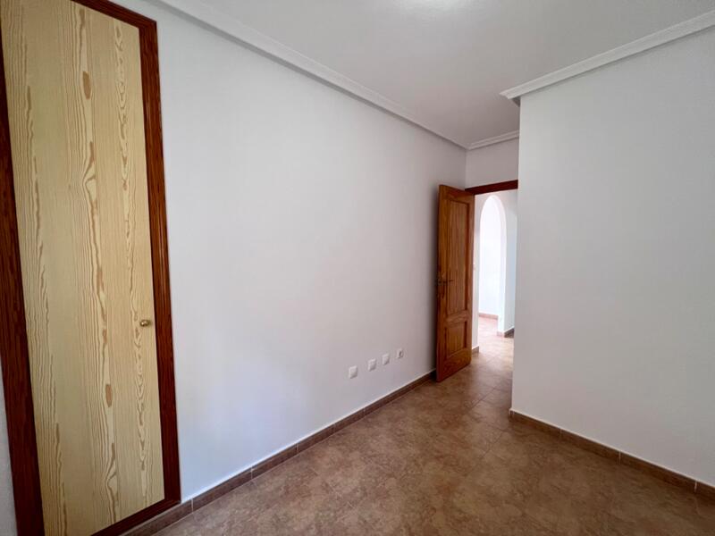 2 Cuarto Villa en venta