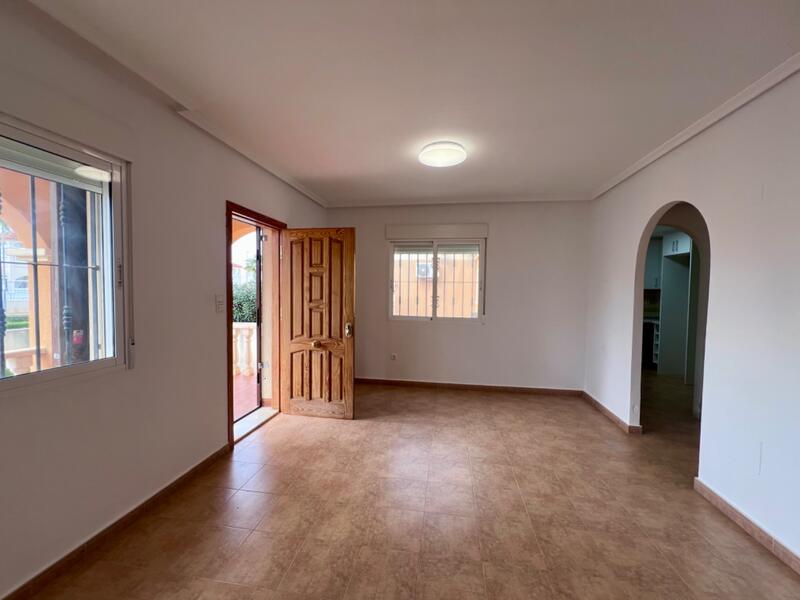 2 Cuarto Villa en venta