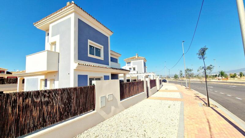 3 Cuarto Villa en venta