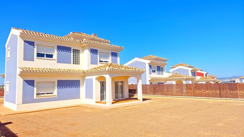 3 Cuarto Villa en venta