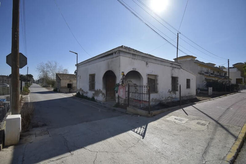 Villa en venta en Daya Nueva, Alicante