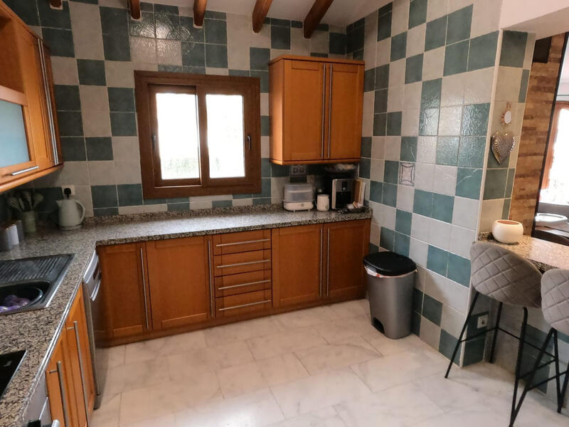 4 Cuarto Villa en venta