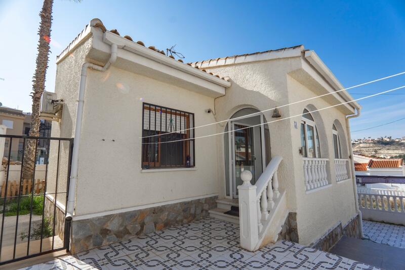 Villa for sale in Ciudad Quesada, Alicante