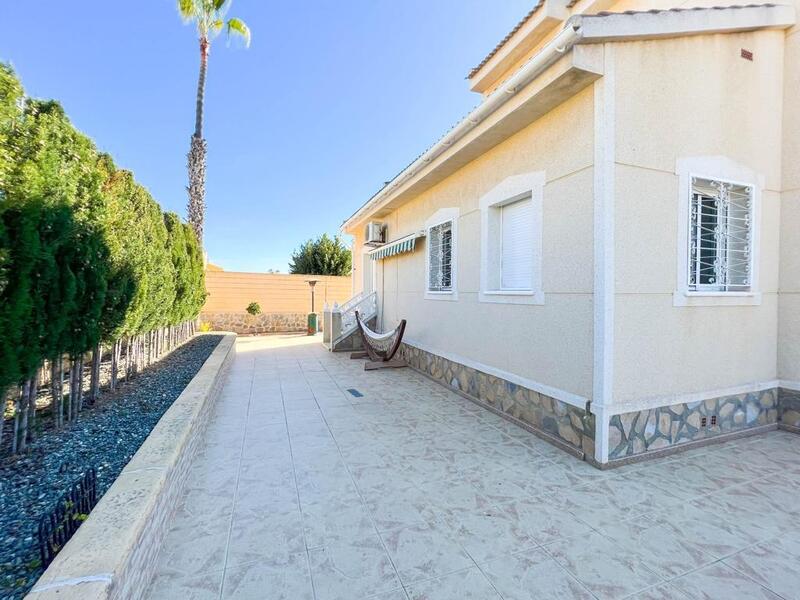 4 bedroom Villa for sale