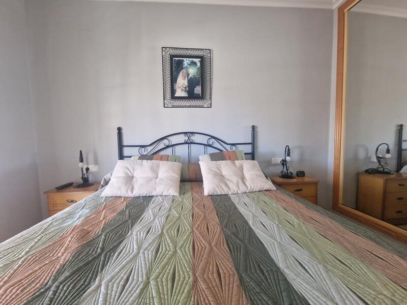 2 slaapkamer Appartement Te koop