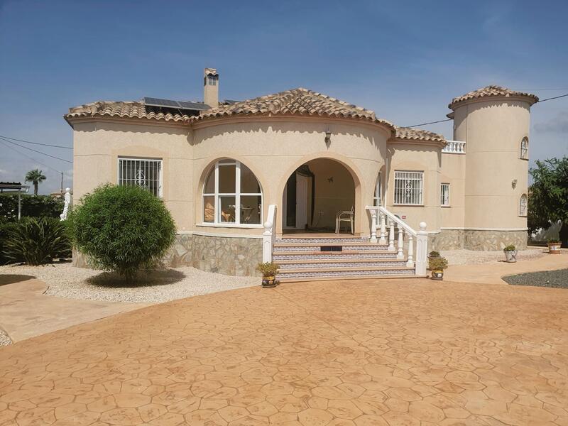 Villa till salu i Catral, Alicante