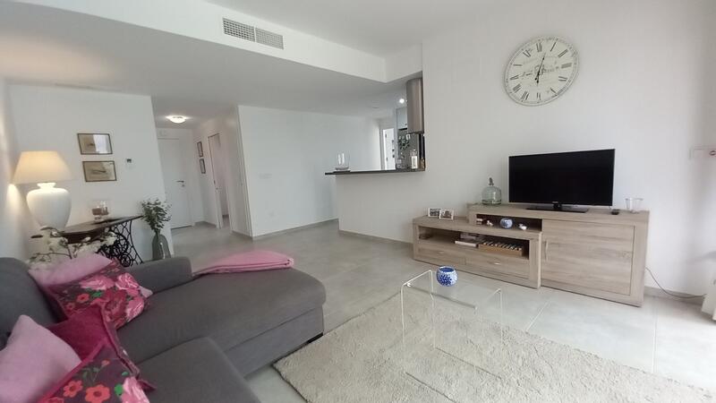 2 slaapkamer Appartement Te koop