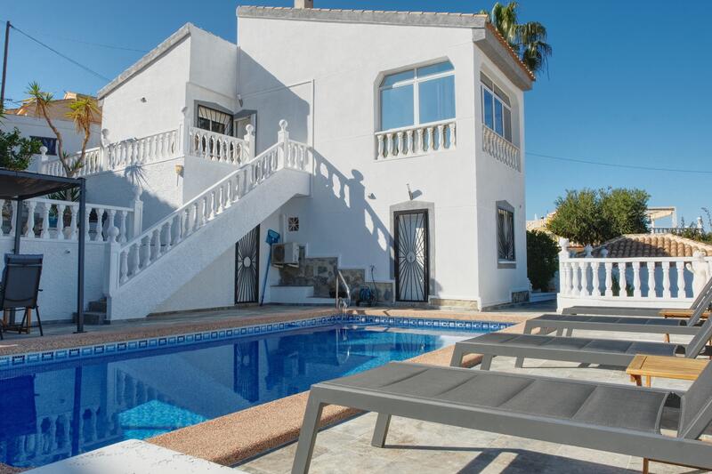 Villa til salgs i Ciudad Quesada, Alicante