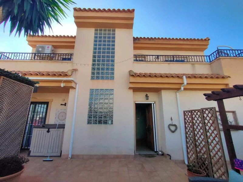 4 Cuarto Villa en venta